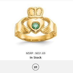 14K Gold Claddagh Ring Size 7 (can be sized) Green Birthstone